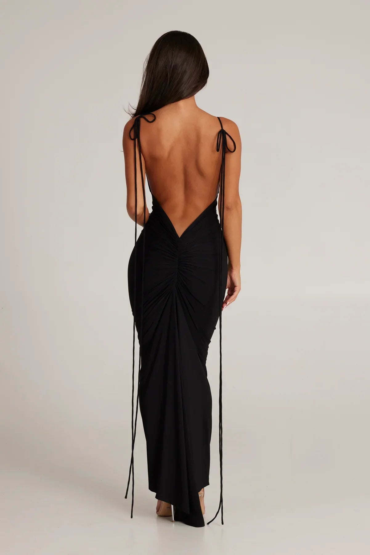 Robe longue dos nu sculptante – Amalya