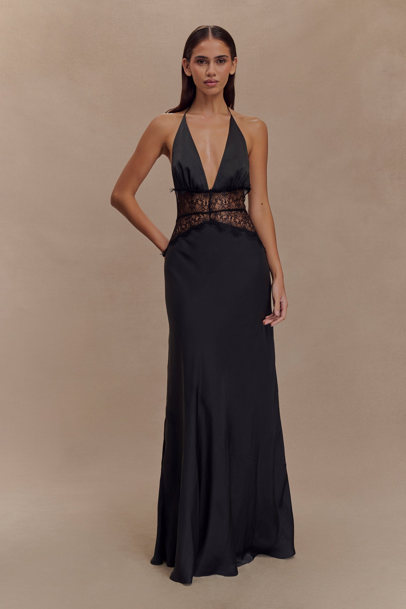 Robe détail dentelle - Averalia