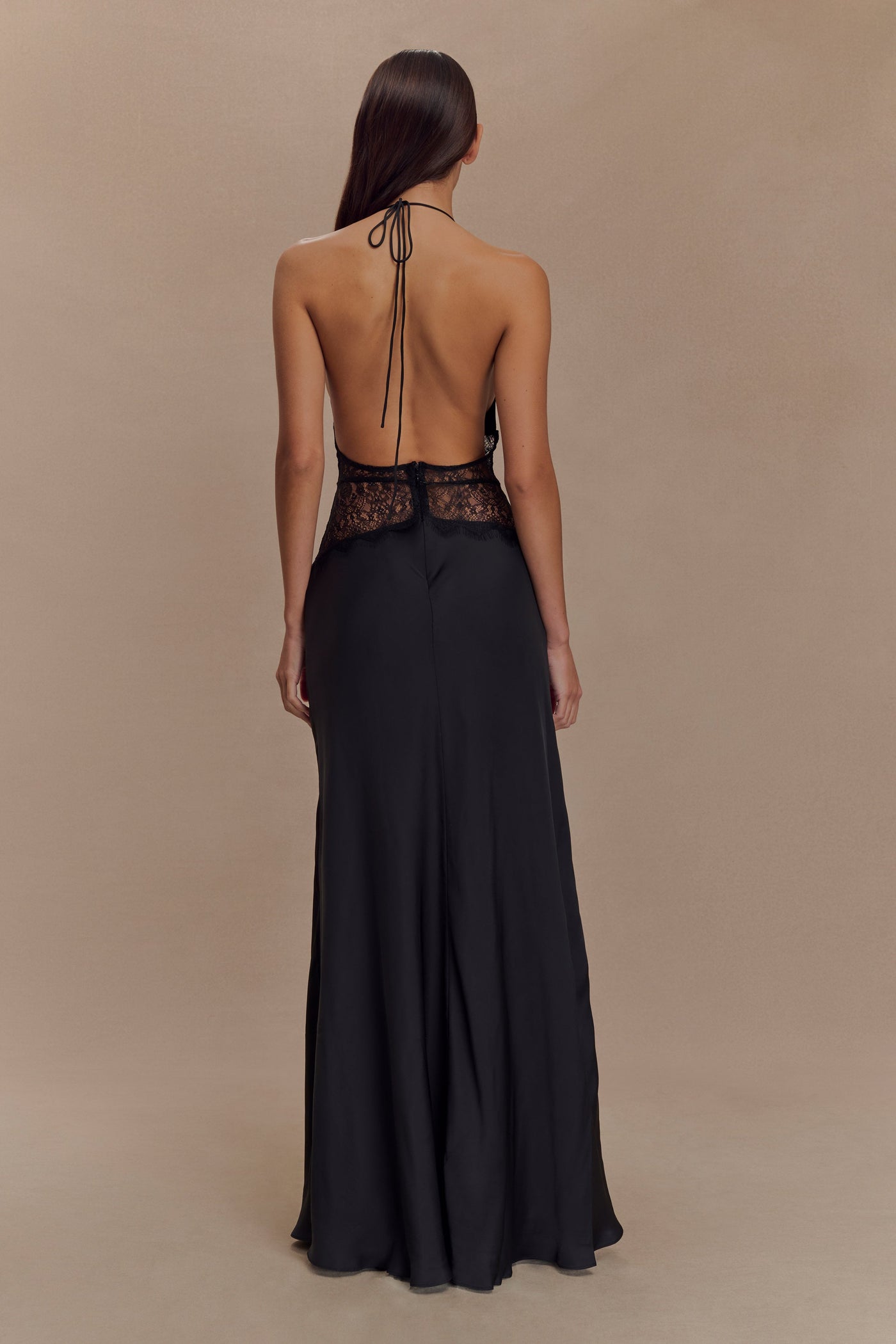 Robe détail dentelle - Averalia