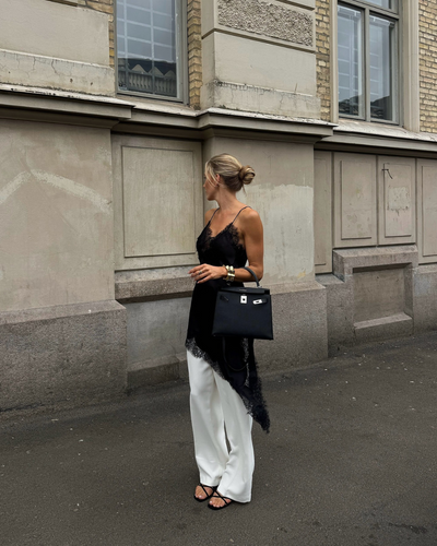 Top satiné/dentelle asymétrique - Maïa
