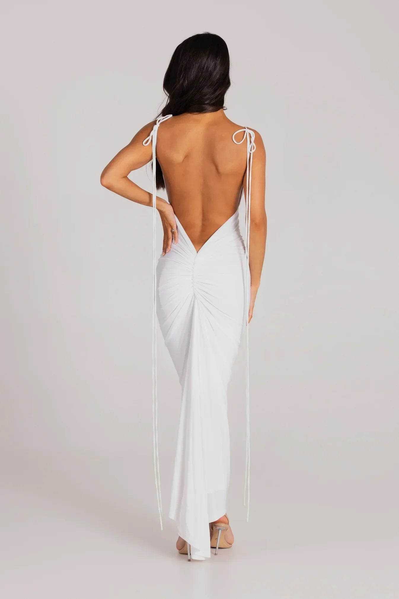 Robe longue dos nu sculptante – Amalya