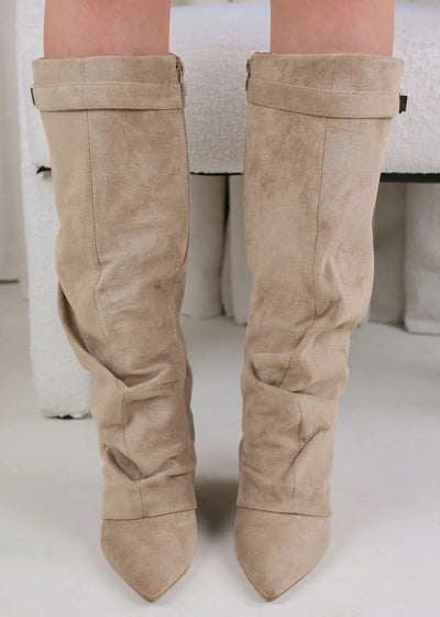 Bottes plissées beige à talon suédine - Amara