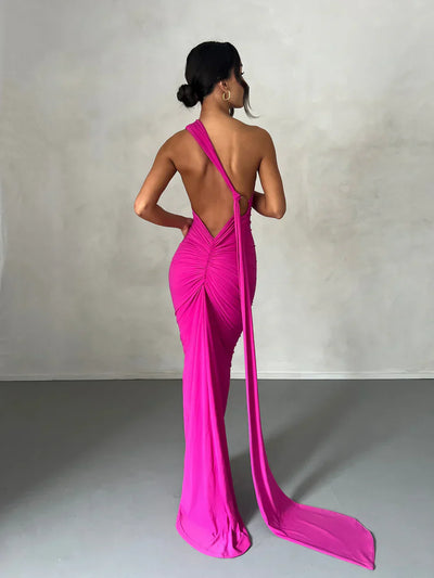Robe Fendue Asymétrique – Lynessia