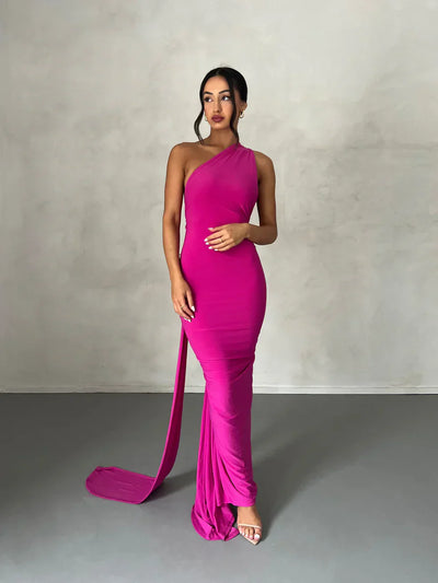 Robe Fendue Asymétrique – Lynessia