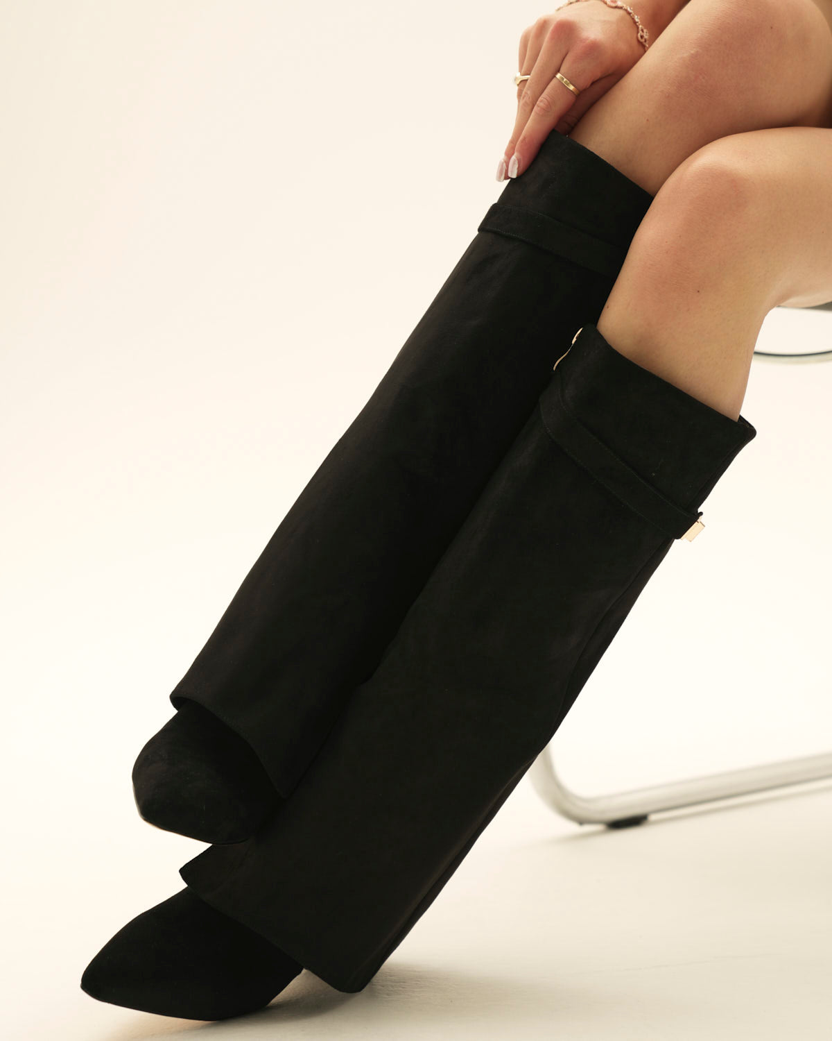 Bottes noires à talon suédine - Amara