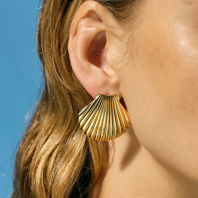 Boucles d’oreilles coquillage doré – Alhena