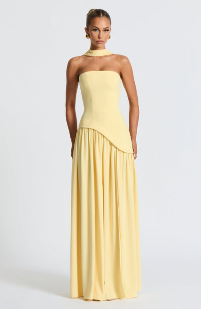 Robe Maia